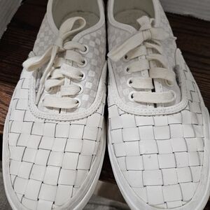 Vans size 8.5 men size 10 womens Worn once, leather platform soles. (C)